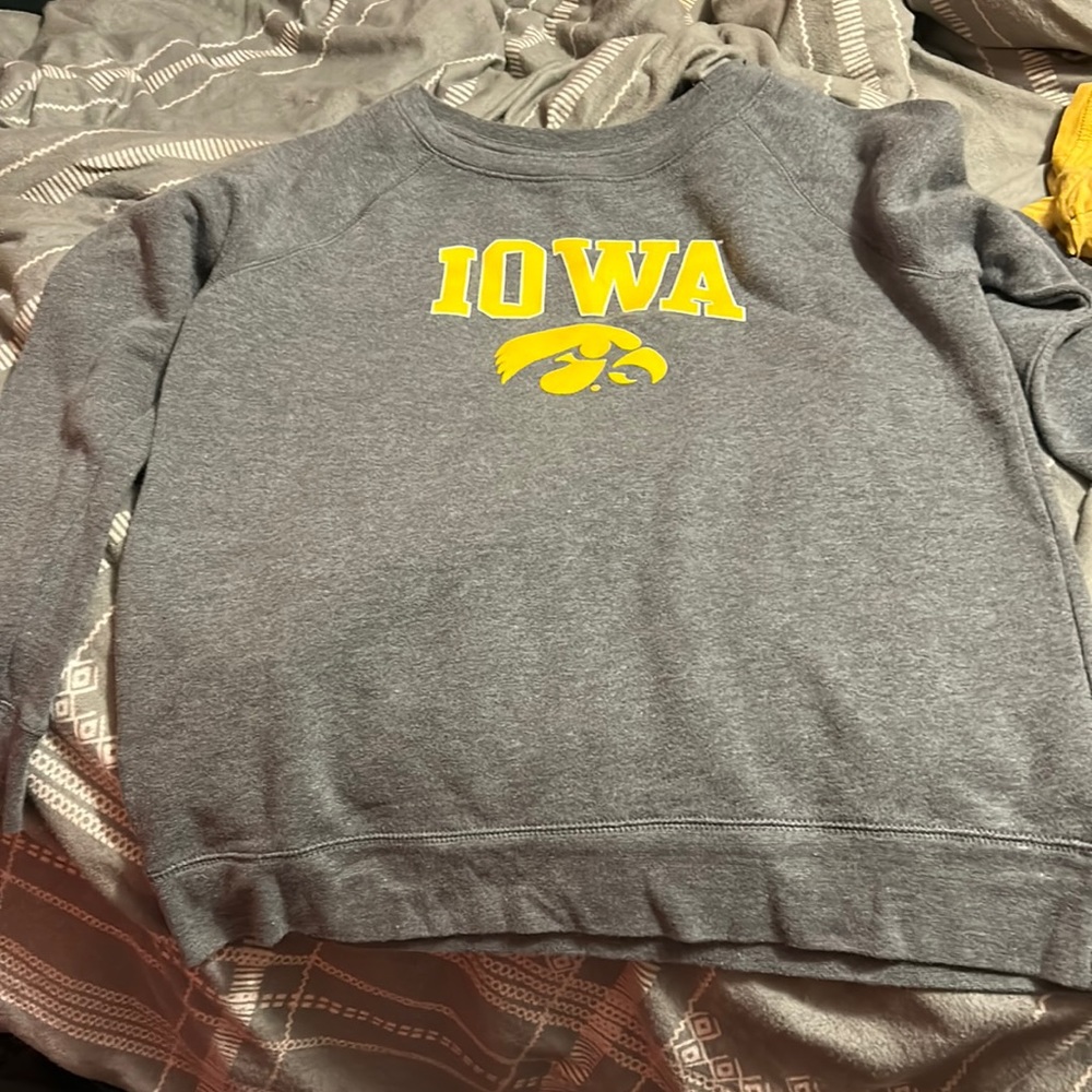 university of Iowa crewneck